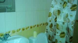 Гостиница Guest House V Olimpiyskoy Derevne Адлер Трехместный номер эконом-класса-3